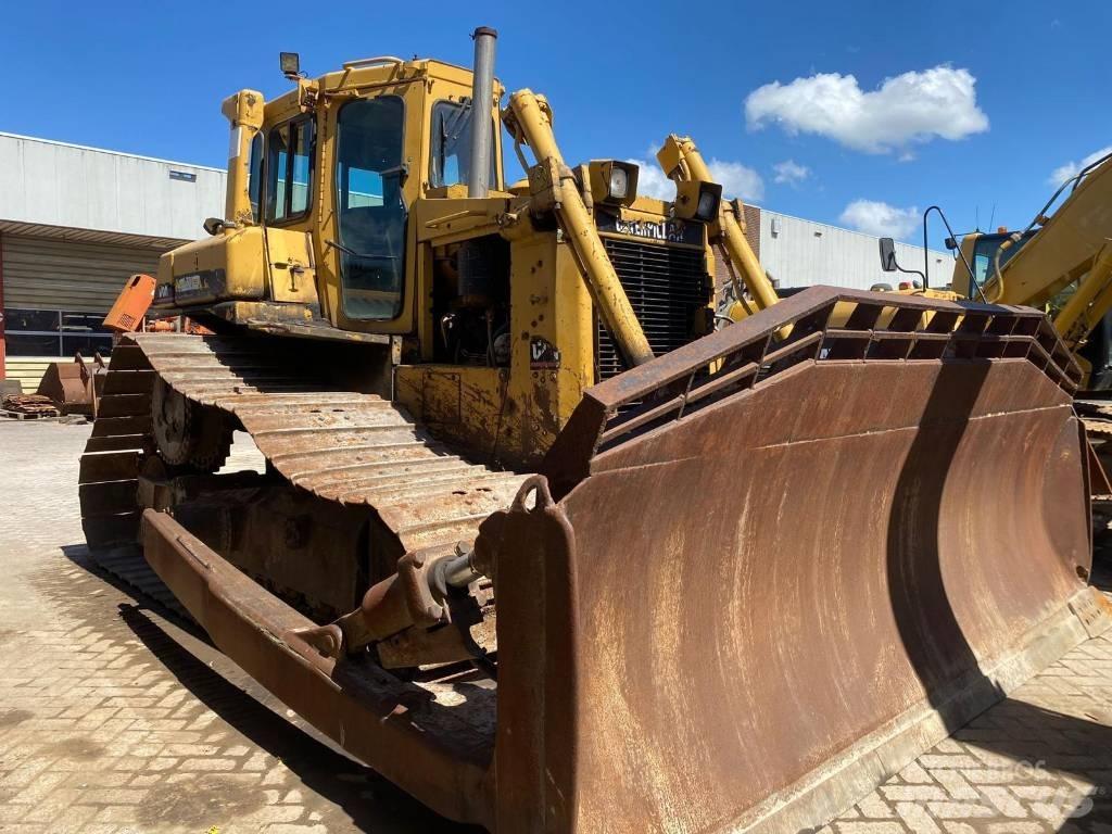 CAT D 6 H Crawler dozers