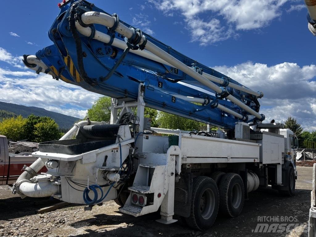 Alliance 33M Concrete pump trucks