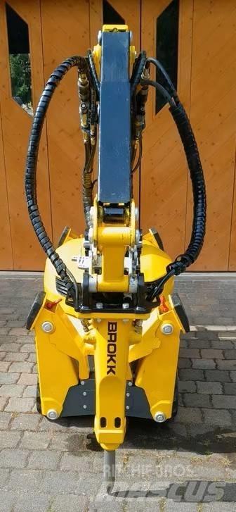 Brokk 110 Mini excavators < 7t (Mini diggers)