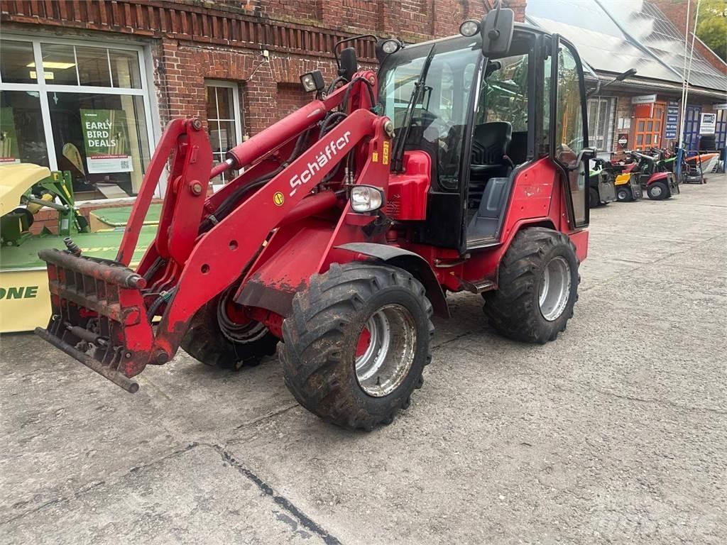 Schäffer 4350 Mini loaders