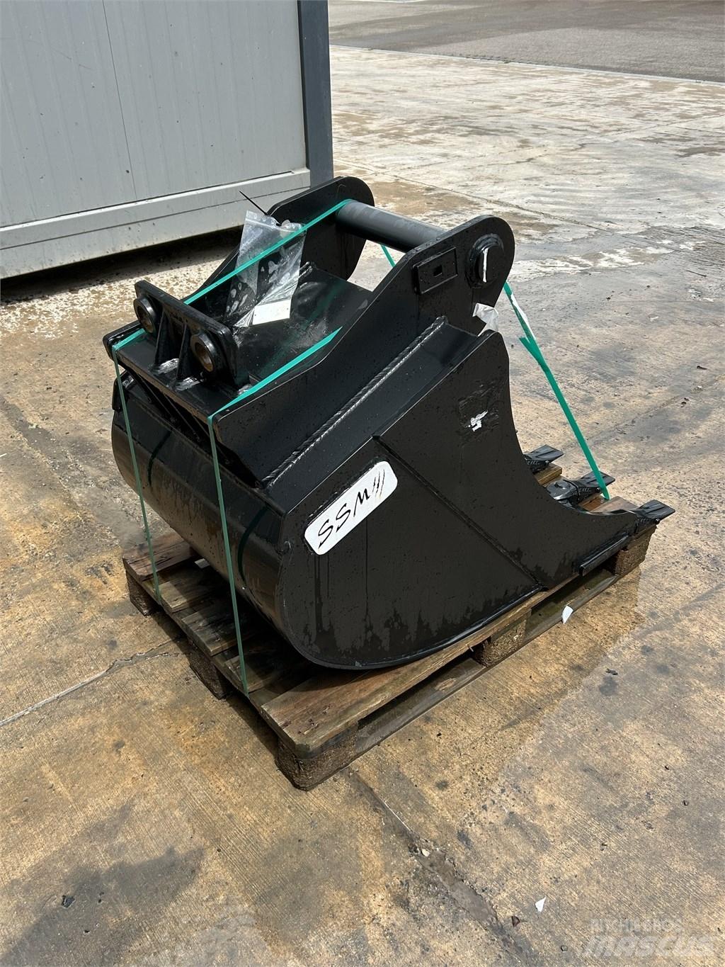 Lehnhoff CTL12 Backhoes
