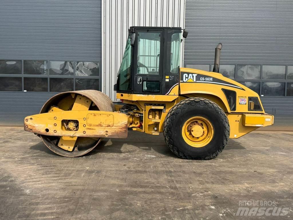 CAT CS563E Single drum rollers