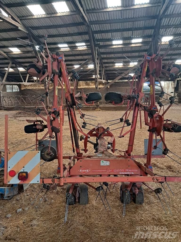 Kuhn GF8501 MH Rakes and tedders