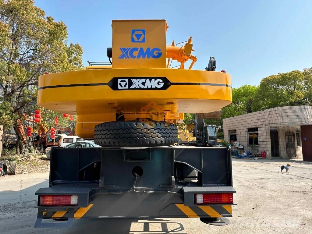 XCMG XCT 25 All terrain cranes