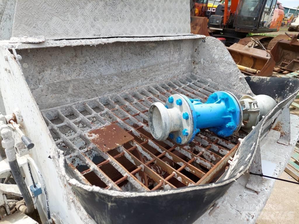  Utranazz SCH60C Concrete pump trucks