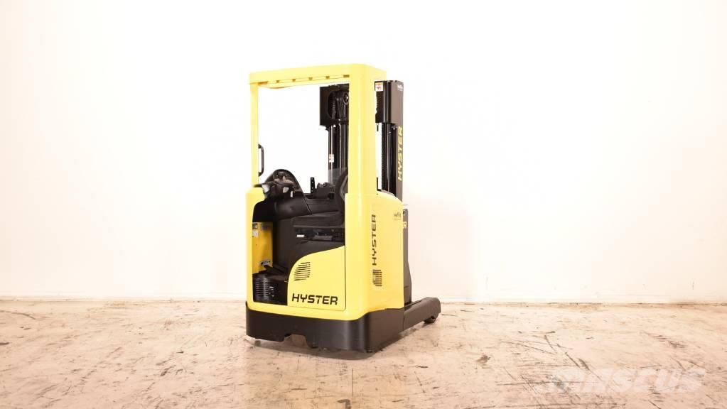 Hyster R 1.2 E Reach trucks