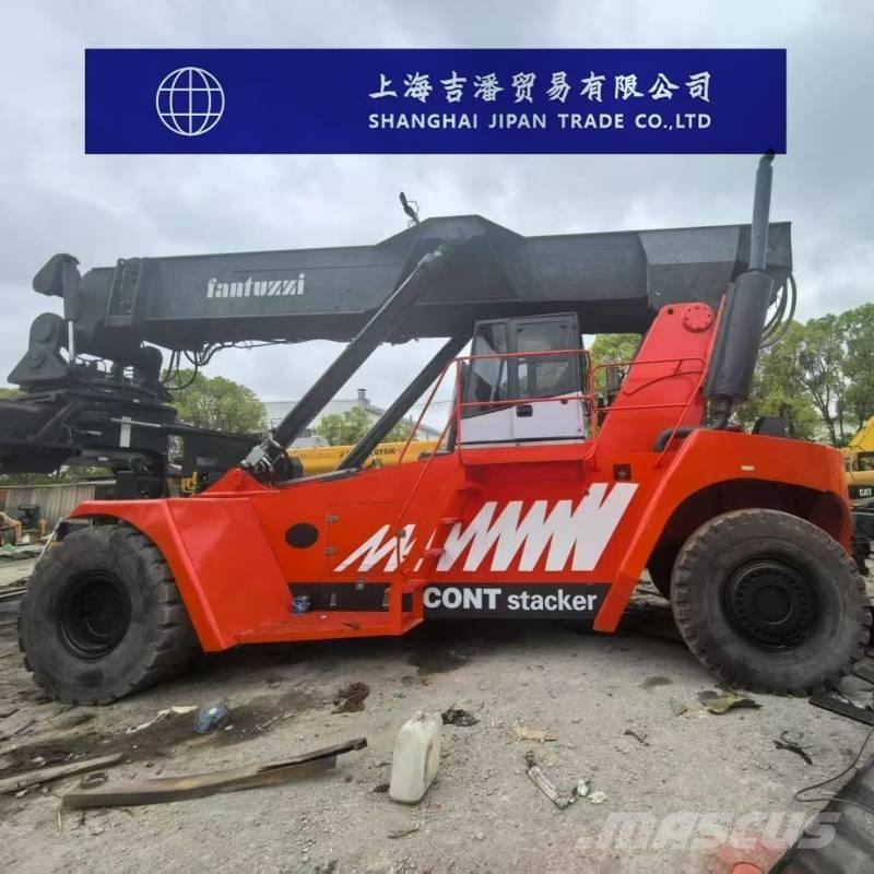 Fantuzzi CS 45 KM Reachstackers