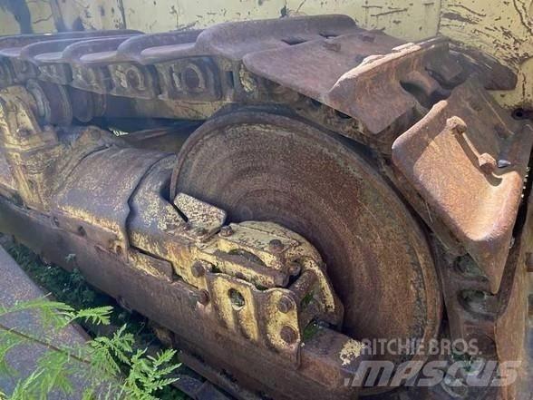 CAT D 8 K Crawler dozers