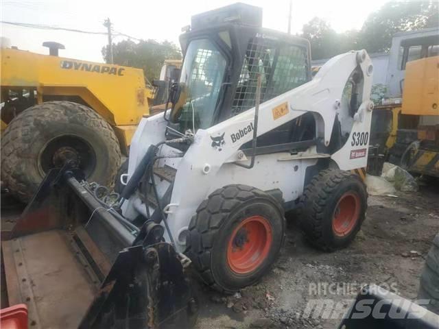 Bobcat S300 Skid steer loaders