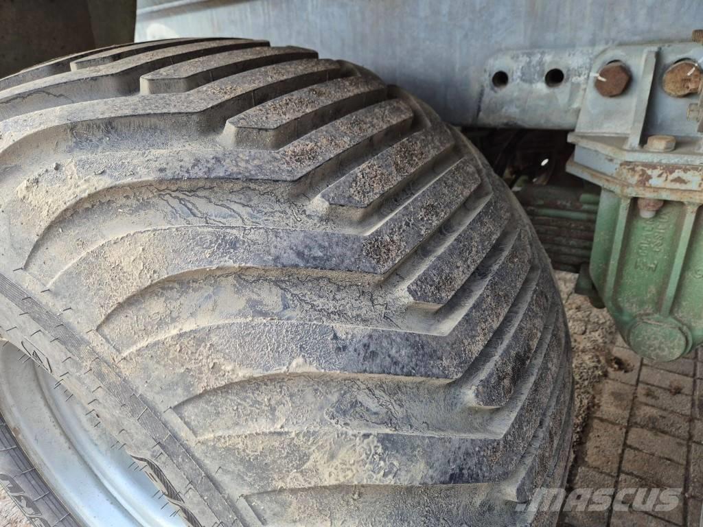 Agrimat CH120 Slurry tankers