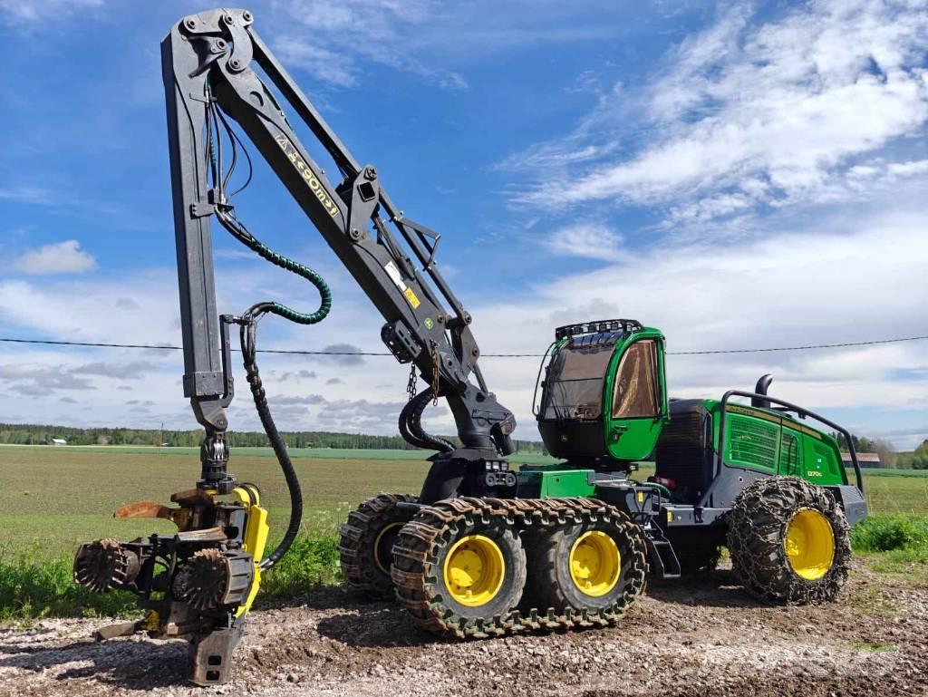 John Deere 1270 G Harvesters
