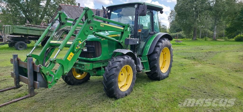 John Deere 5070 M Tractors