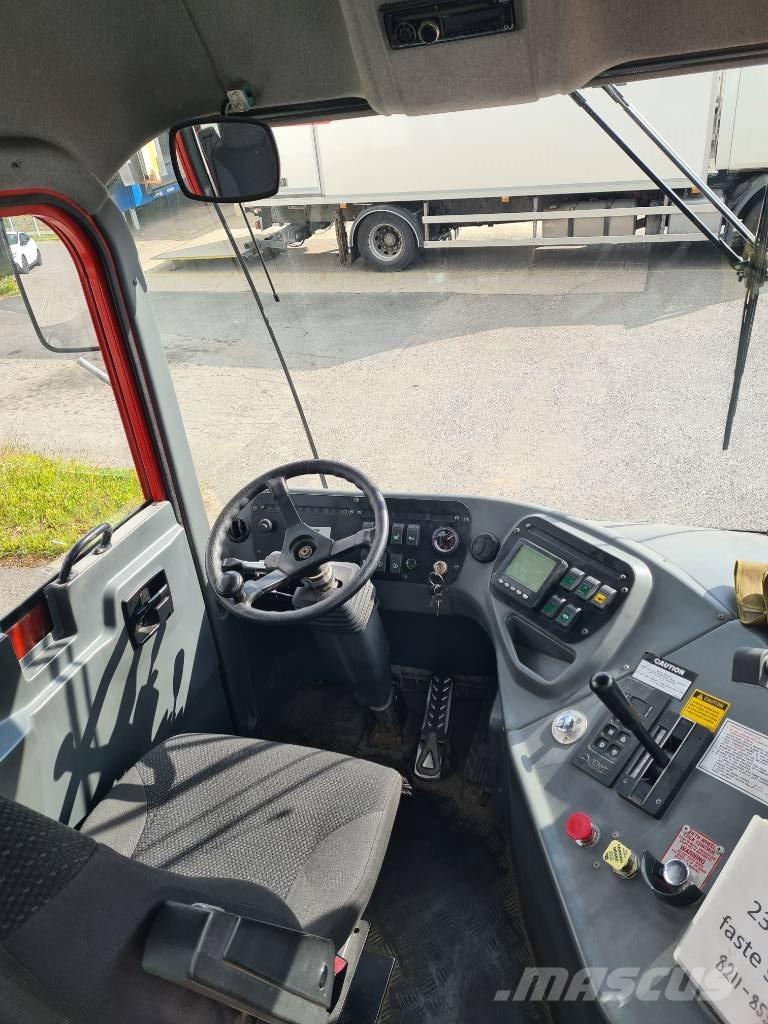 Kalmar TT 612 Terminal tractors