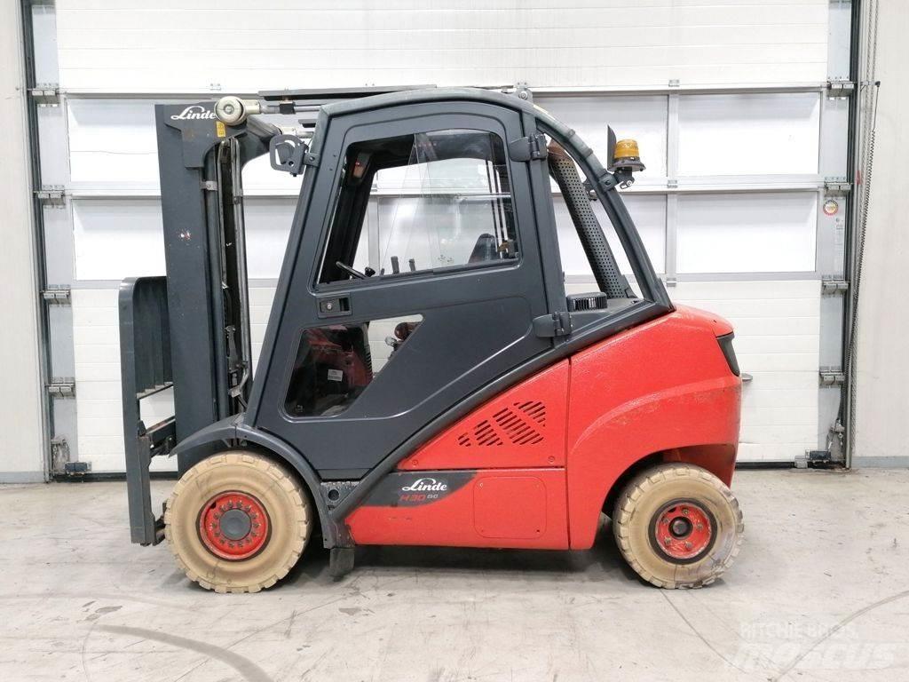 Linde H30D-02 Diesel trucks