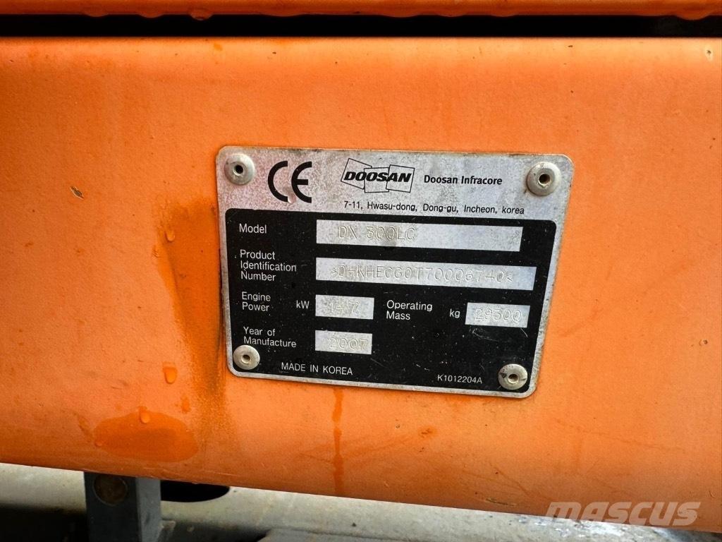 Doosan DX 140 Wheeled excavators