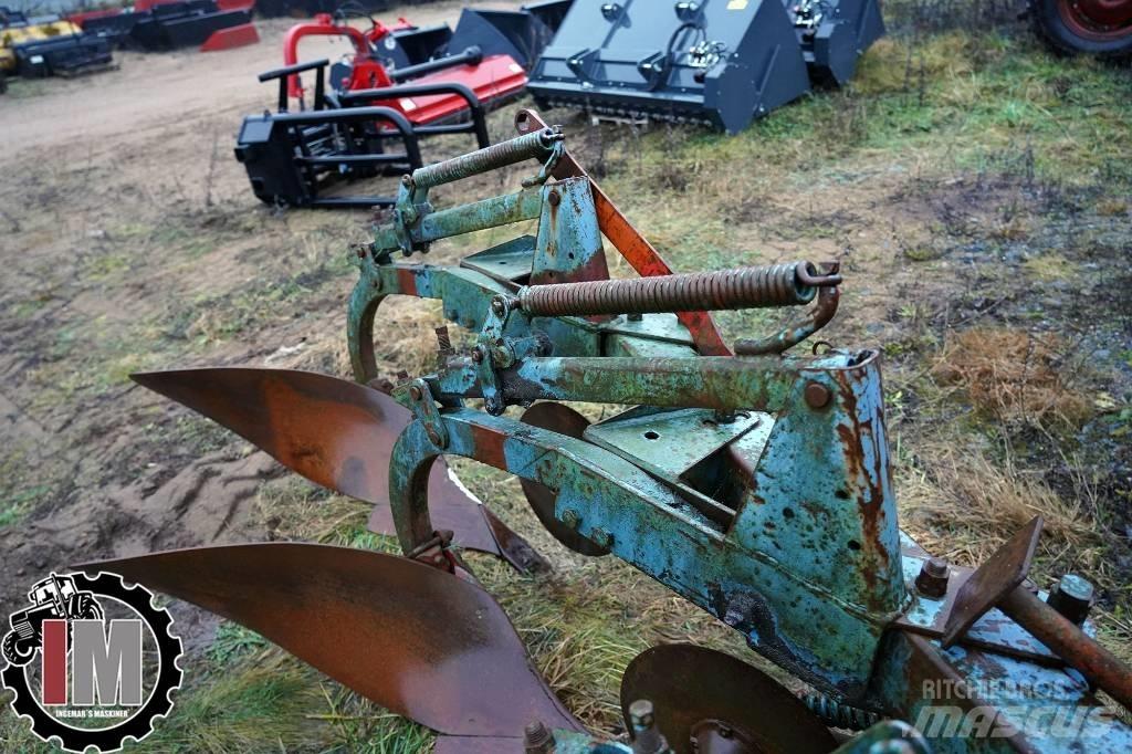  PLOG ÖVERUM 3-SKÄRIG Conventional ploughs