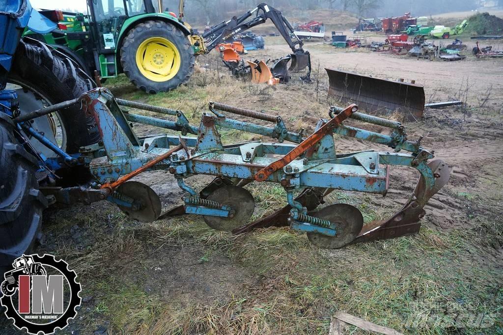  PLOG ÖVERUM 3-SKÄRIG Conventional ploughs