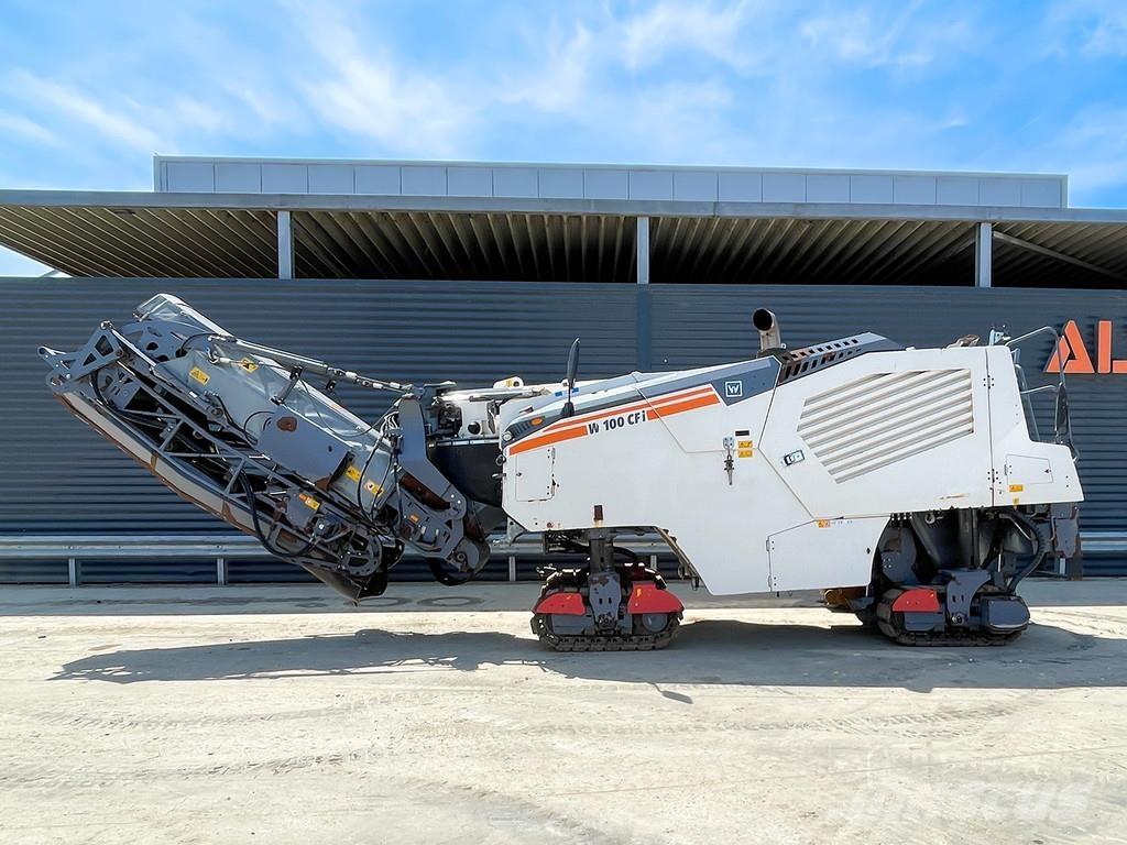 Wirtgen W 100 CFI Asphalt cold milling machines