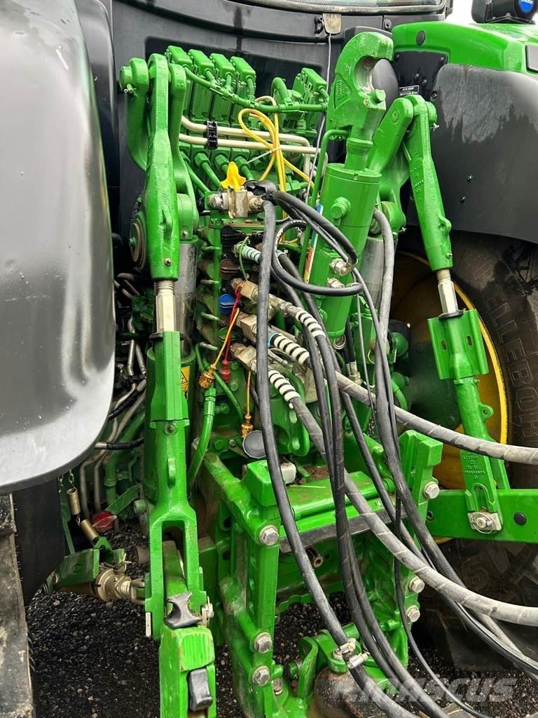 John Deere 6R 195 Tractors