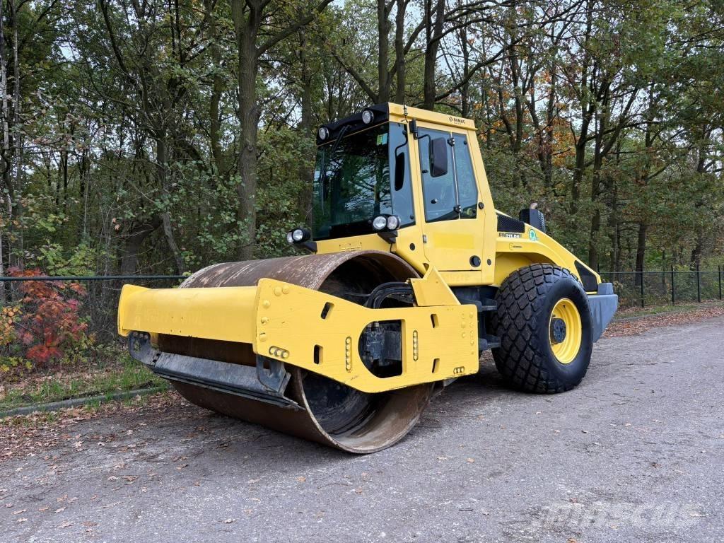 Bomag BW 213 D H-4 i Soil compactors