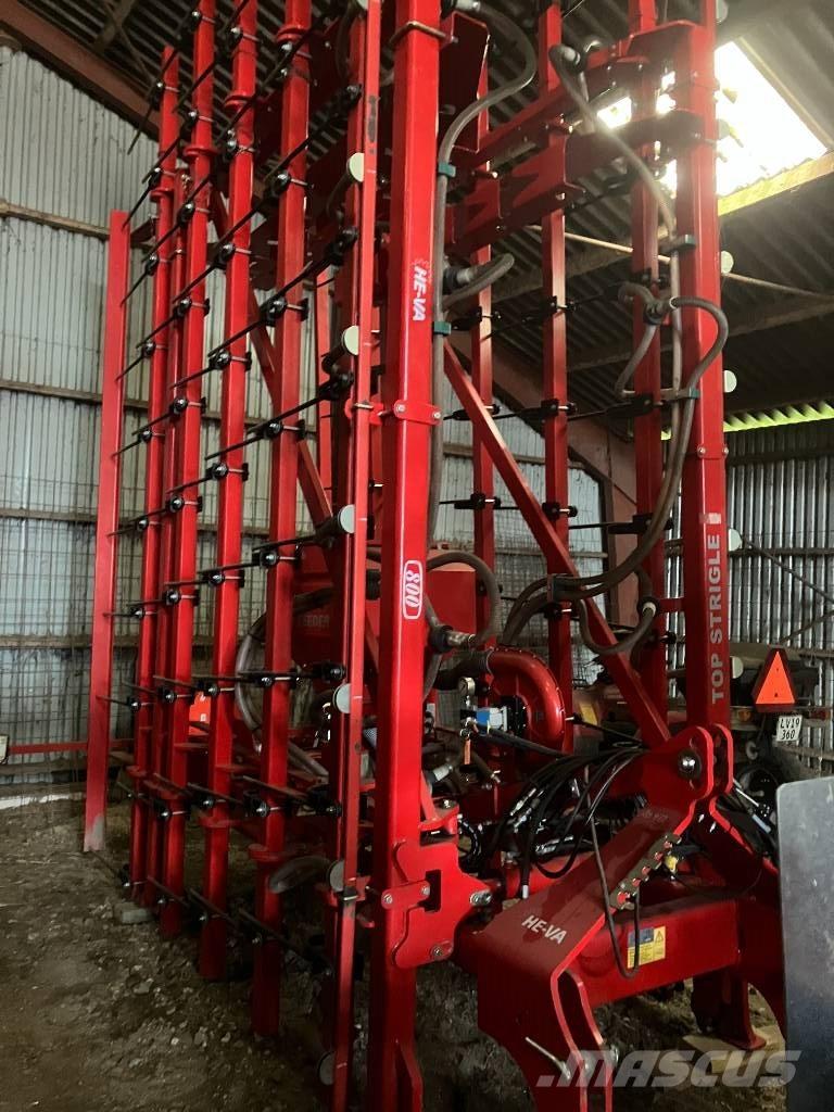He-Va Top-Strigel 8m Harrows