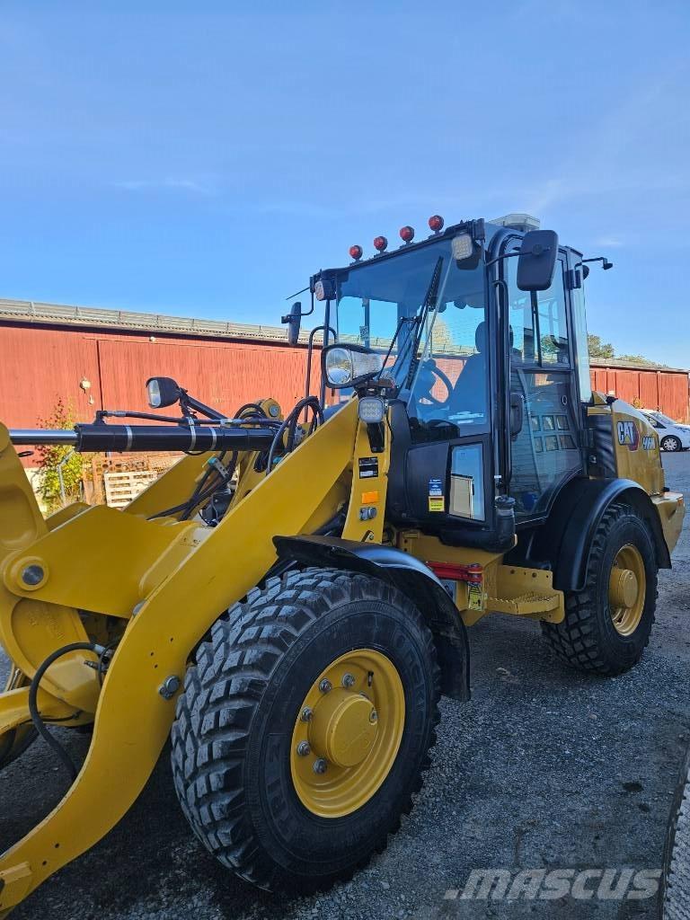 CAT 906 Wheel loaders