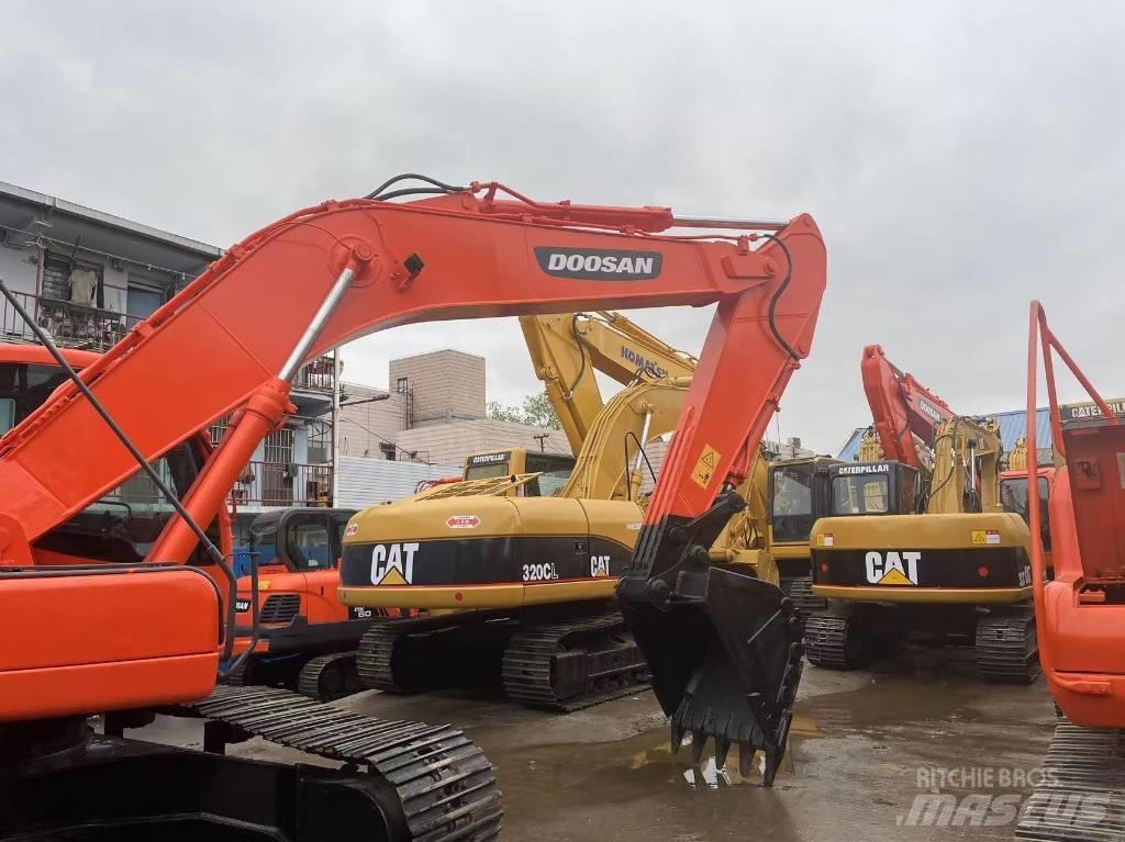 Doosan dx225 Crawler excavators