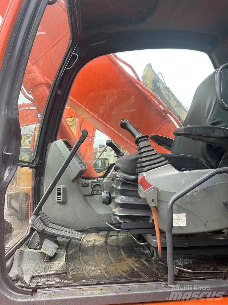 Doosan dx225 Crawler excavators