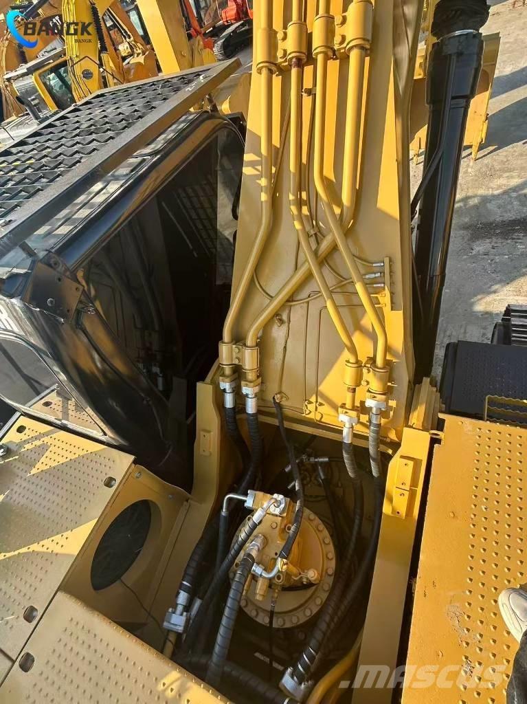 CAT 340D2L Crawler excavators