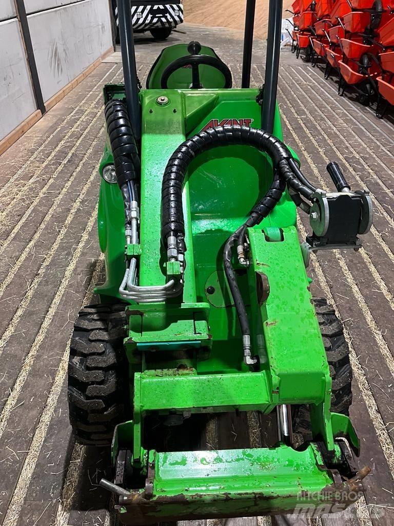 Avant 420 Multi purpose loaders
