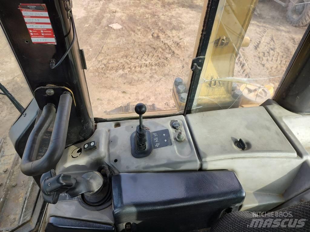 CAT D 6 N LGP Crawler dozers