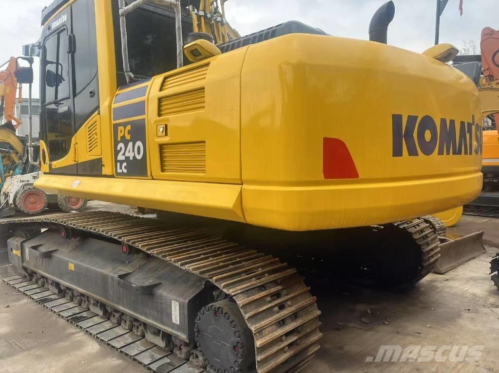 Komatsu PC 240 Crawler excavators