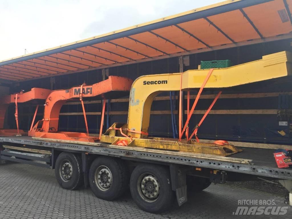 Mafi SH32 Terminal tractors