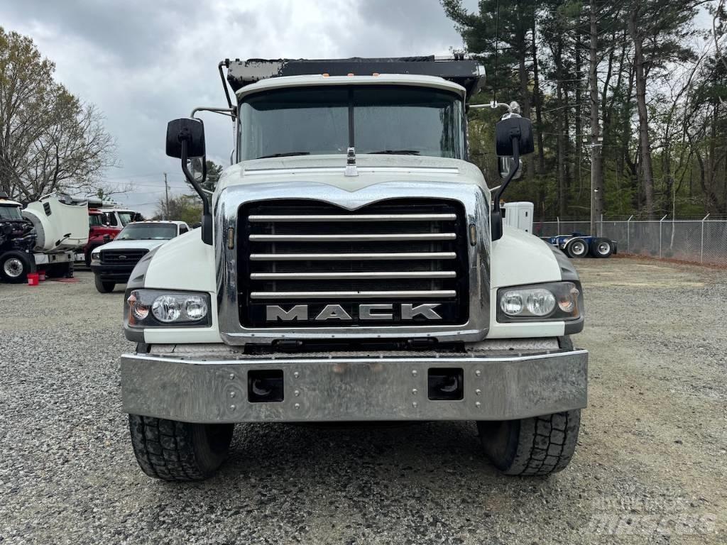 Mack GU433 Tipper trucks