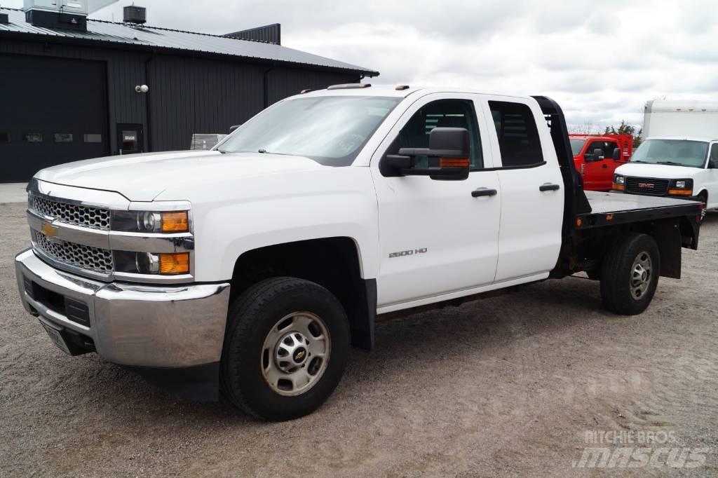 Chevrolet 2500 HD Flatbed / Dropside trucks