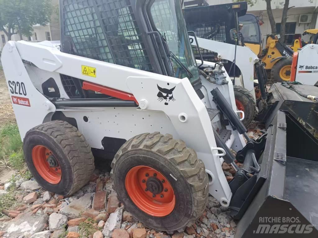Bobcat S 220 Skid steer loaders