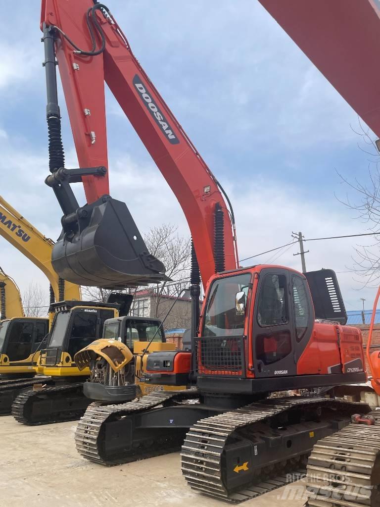 Doosan DX 220 LC-9C Crawler excavators