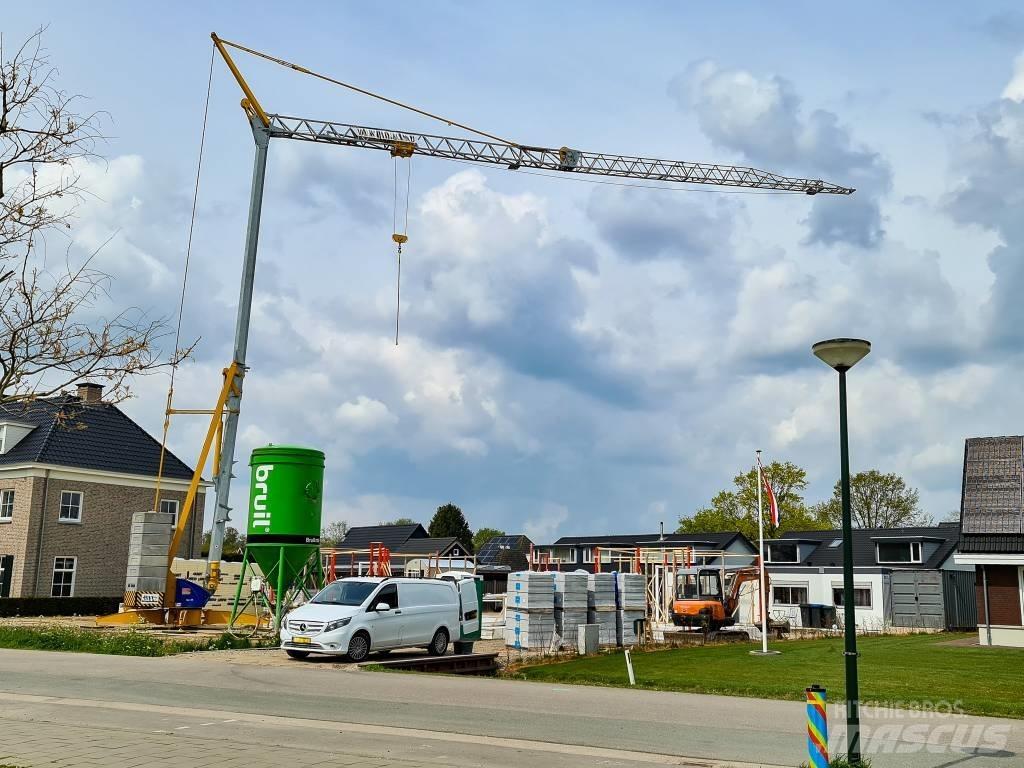 Potain IGO 30 Self erecting cranes