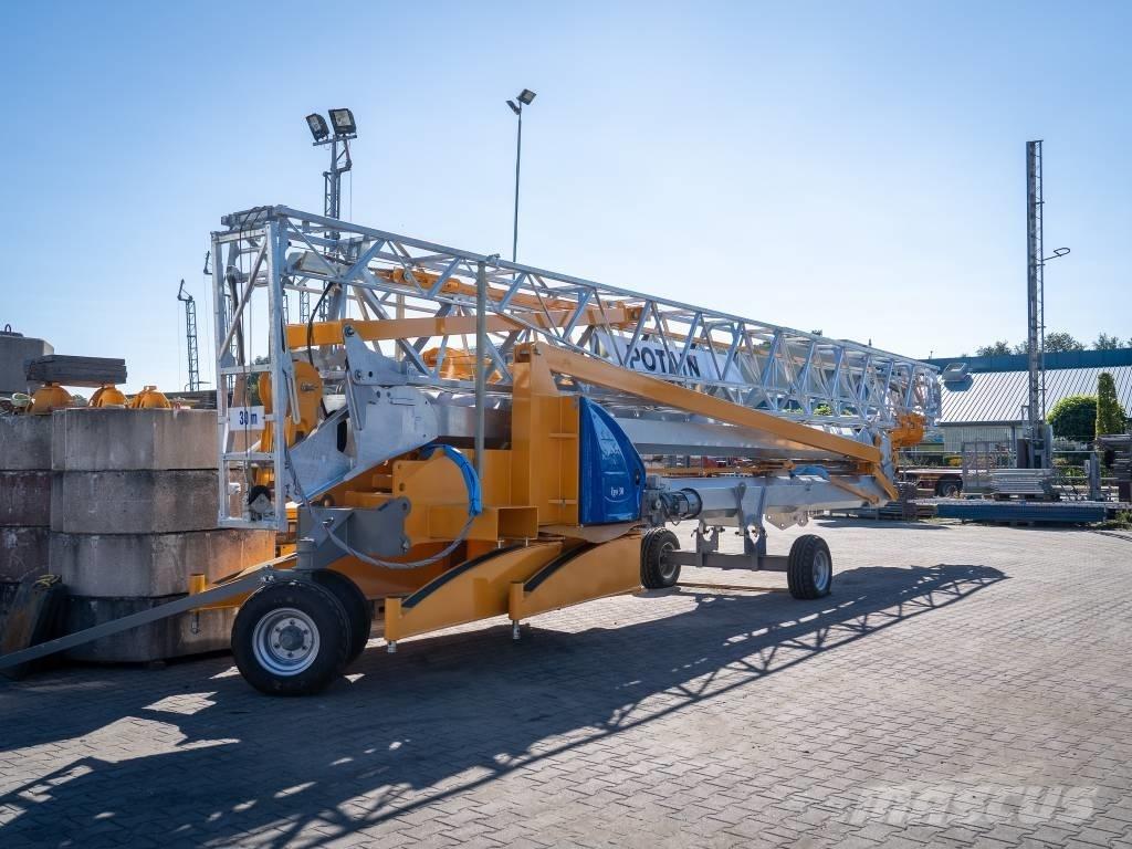 Potain IGO 30 Self erecting cranes