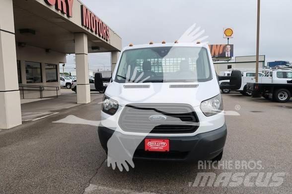 Ford TRANSIT Flatbed / Dropside trucks