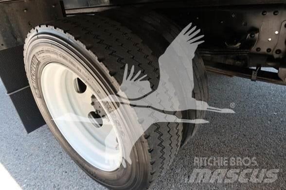 Isuzu NRR Construction - Others
