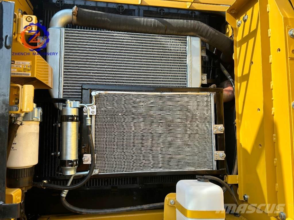 CAT 320 D2 Crawler excavators