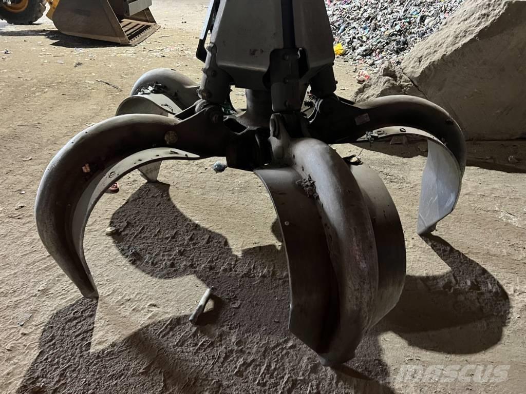 Liebherr LH 22 M Waste / industry handlers