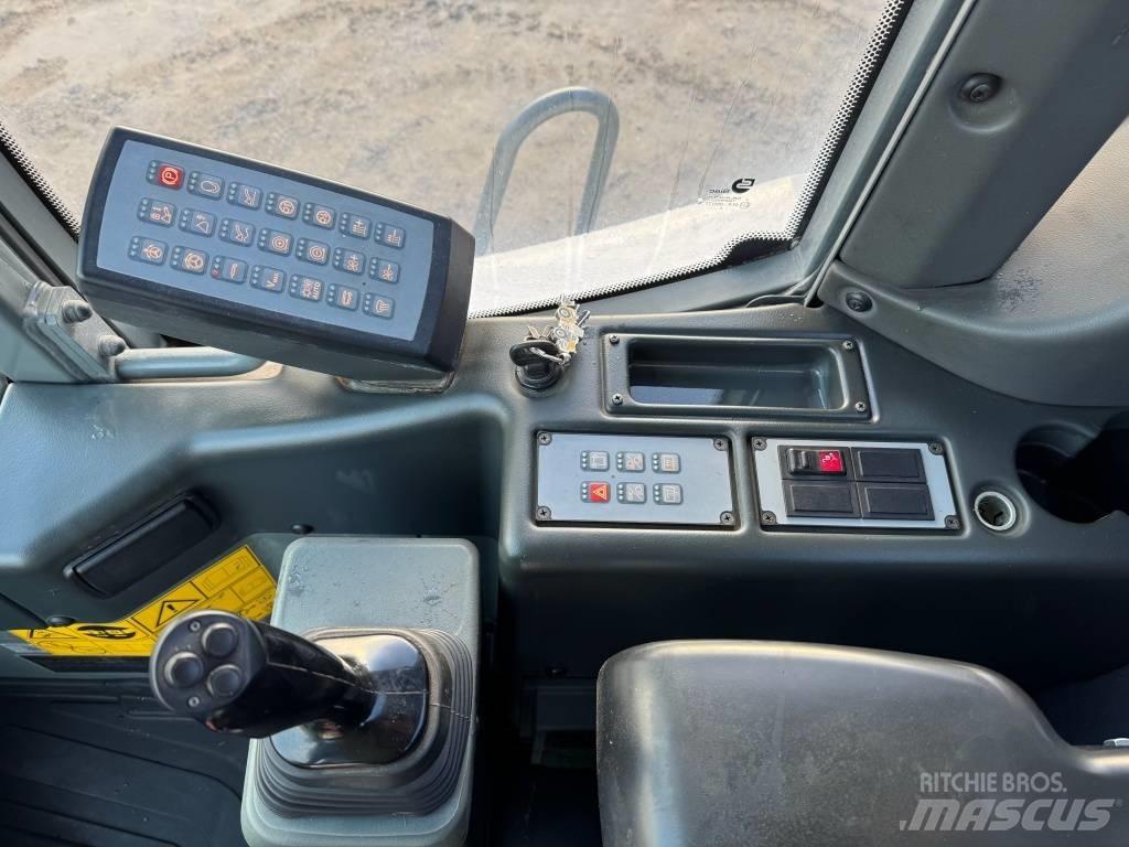 Liebherr L 550 Wheel loaders