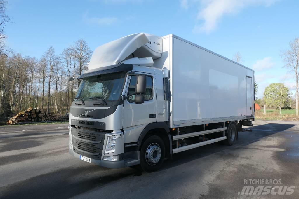 Volvo FM330 4x2 Temperature controlled trucks