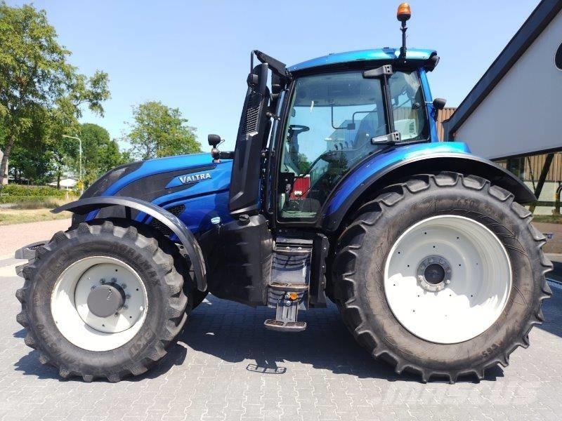 Valtra T194 A Tractors