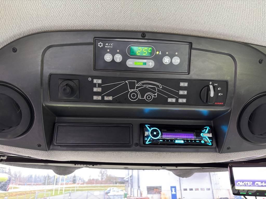 CLAAS Jaguar 930 Self-propelled foragers