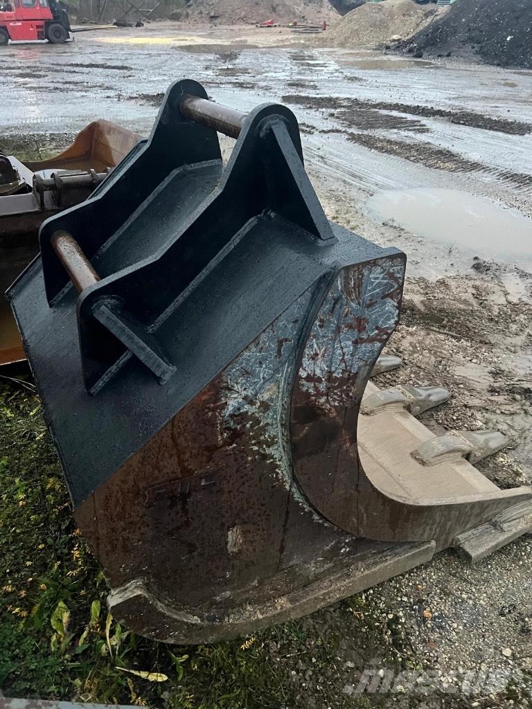  Kaevekulp S80 Buckets