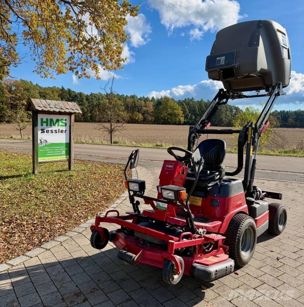 Toro ProLine H800 Stand on mowers