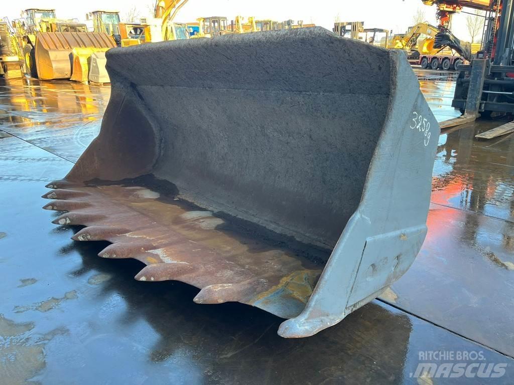 CAT 980 Bucket Buckets